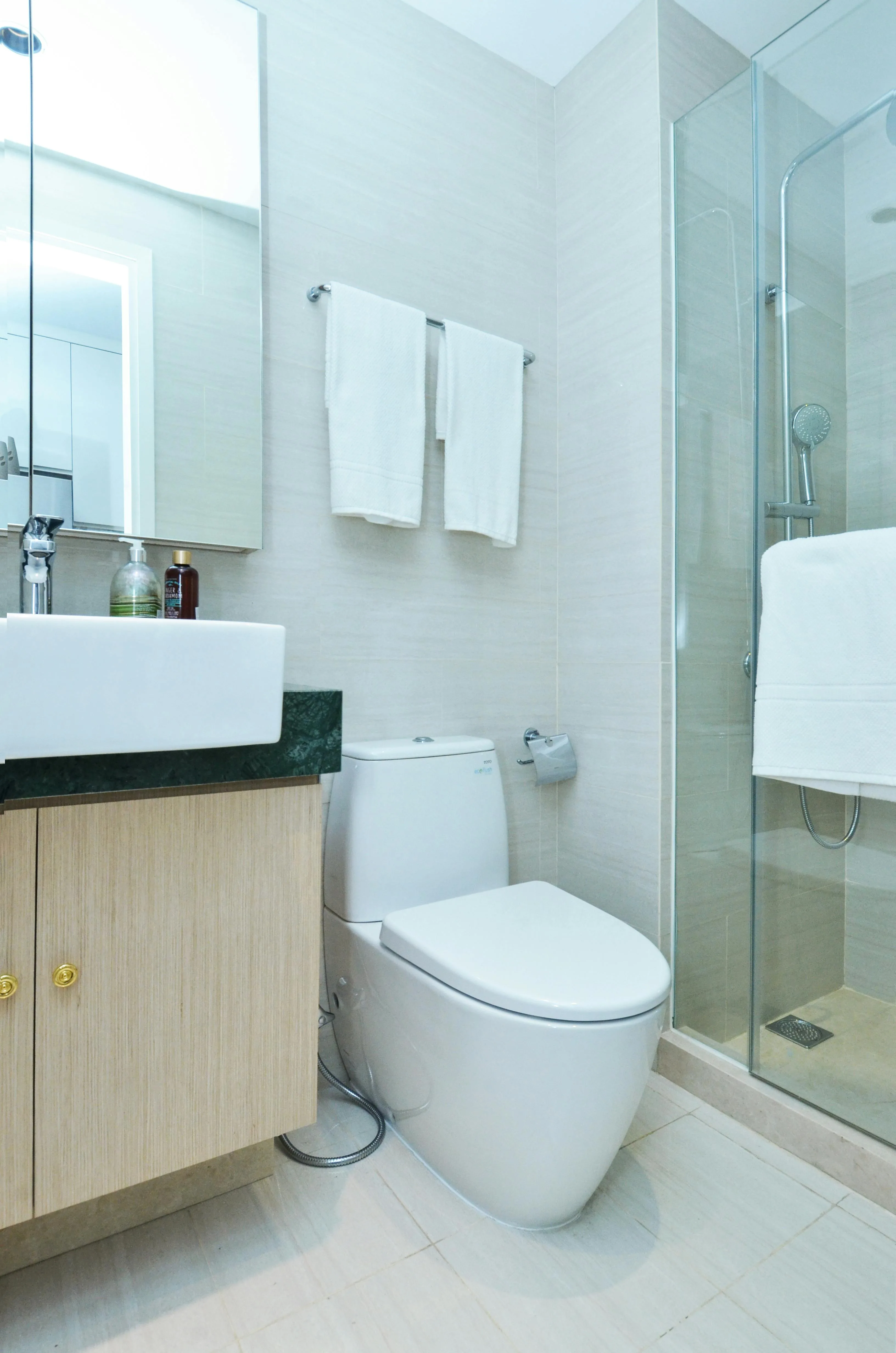 Clean bathroom after Peace of Mind deep clean